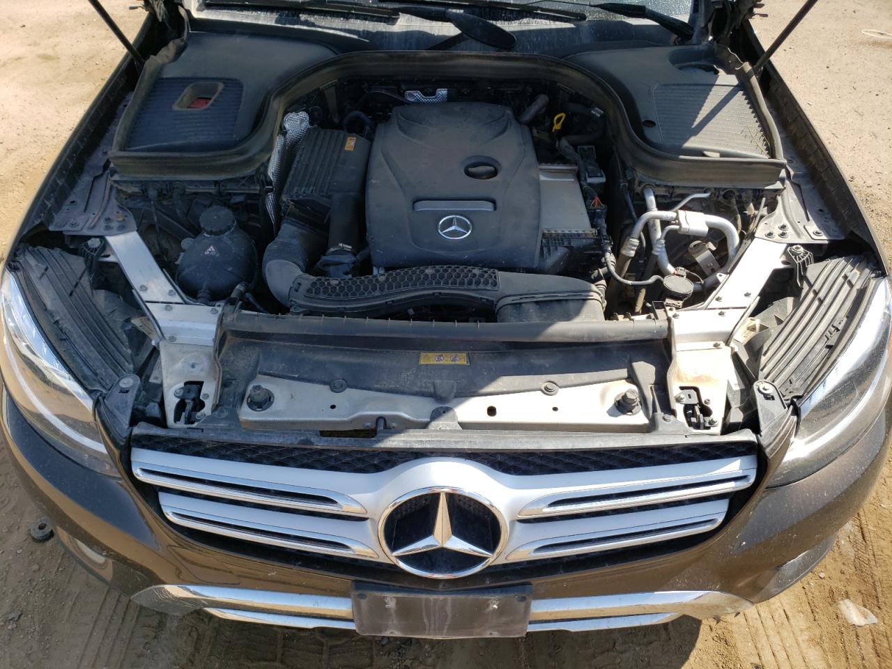 WDC0G4KB0HF209128 2017 Mercedes-Benz Glc 300 4Matic