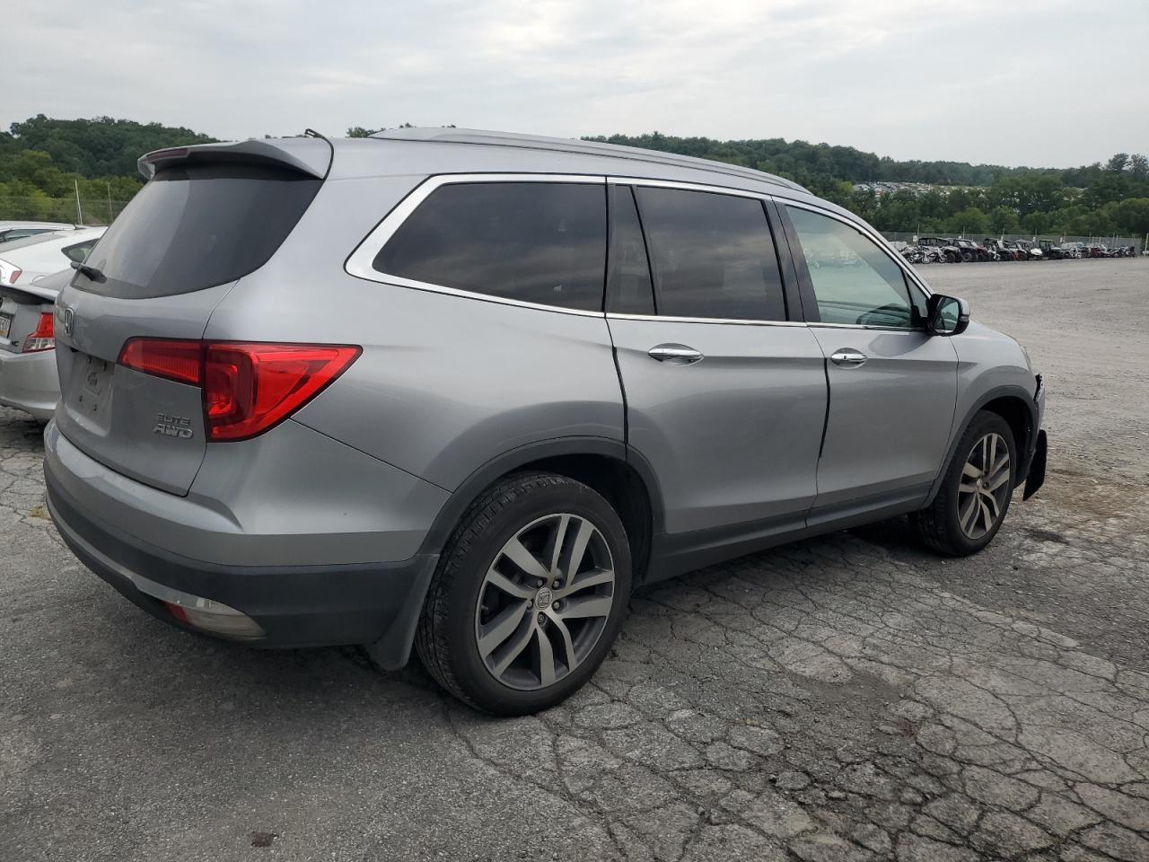 2017 Honda Pilot Elite VIN: 5FNYF6H01HB027097 Lot: 67106354