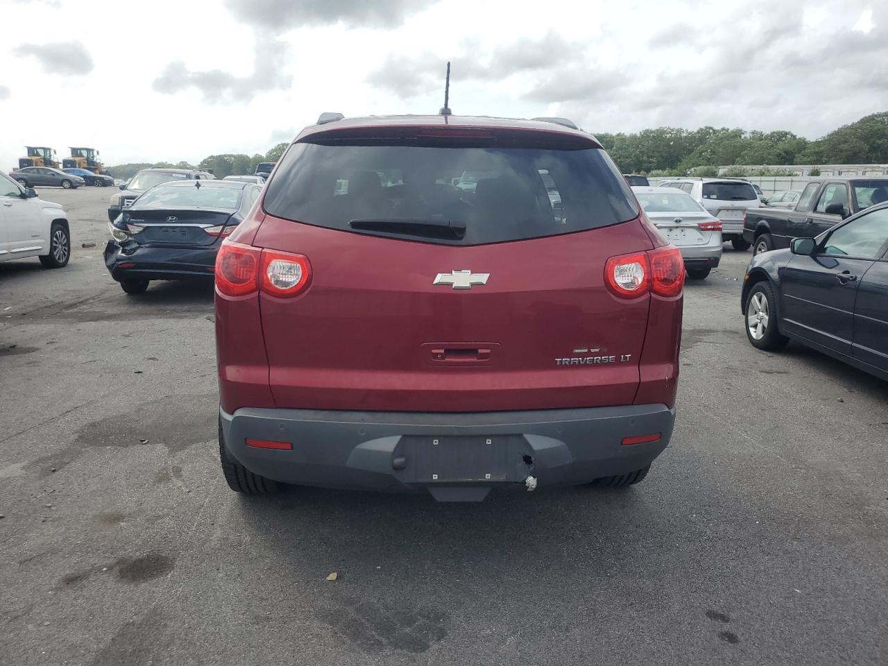 2011 Chevrolet Traverse Lt VIN: 1GNKRGED2BJ299336 Lot: 64021204