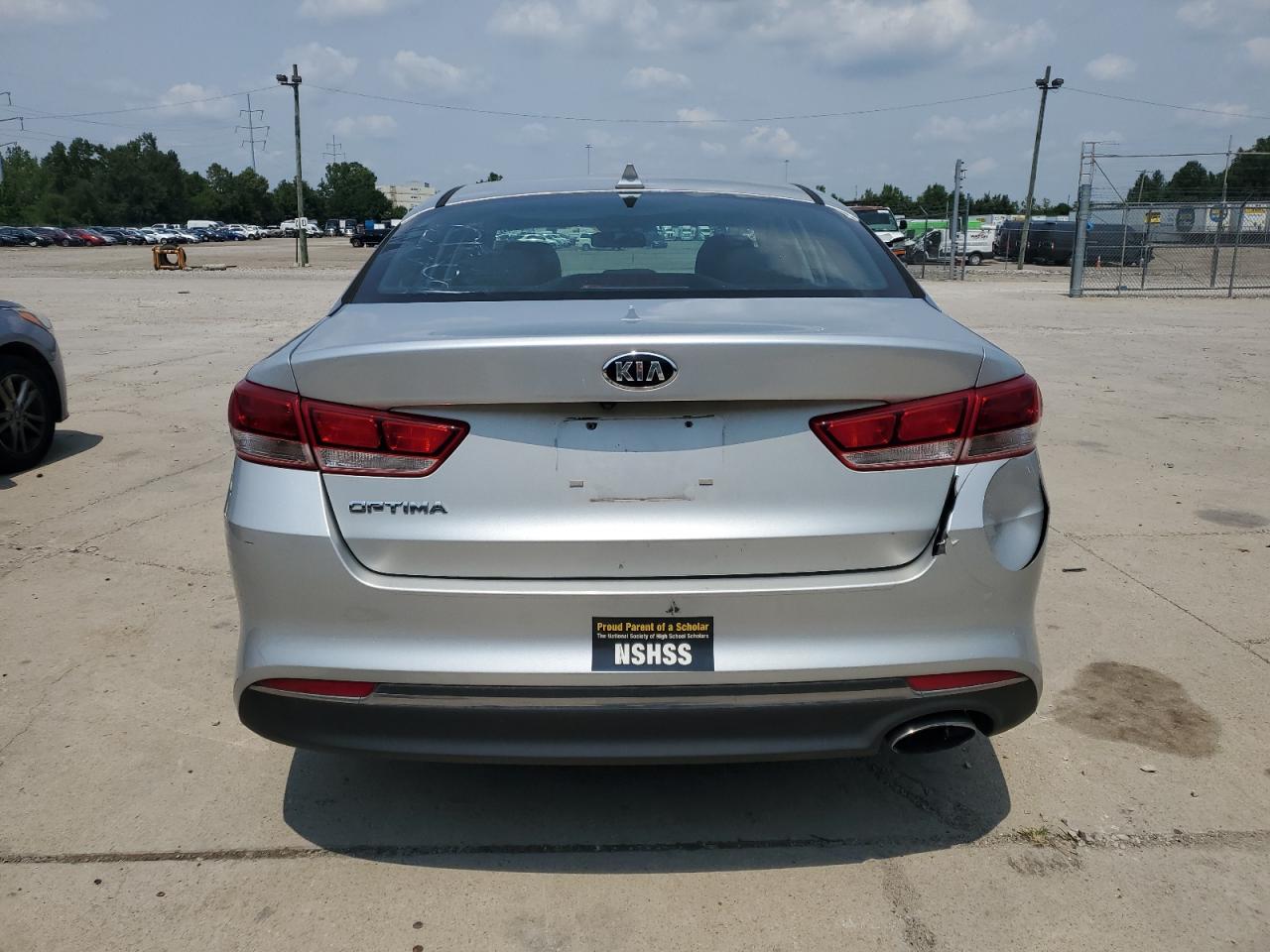 2017 Kia Optima Lx VIN: 5XXGT4L31HG165553 Lot: 66025354