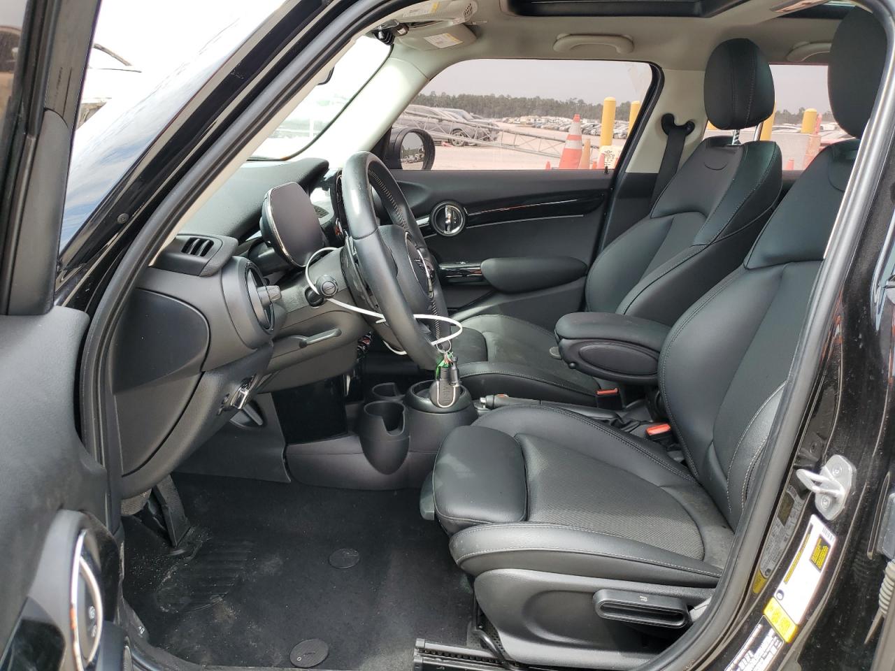 2022 Mini Cooper S VIN: WMW53DK08N2R88946 Lot: 66606514