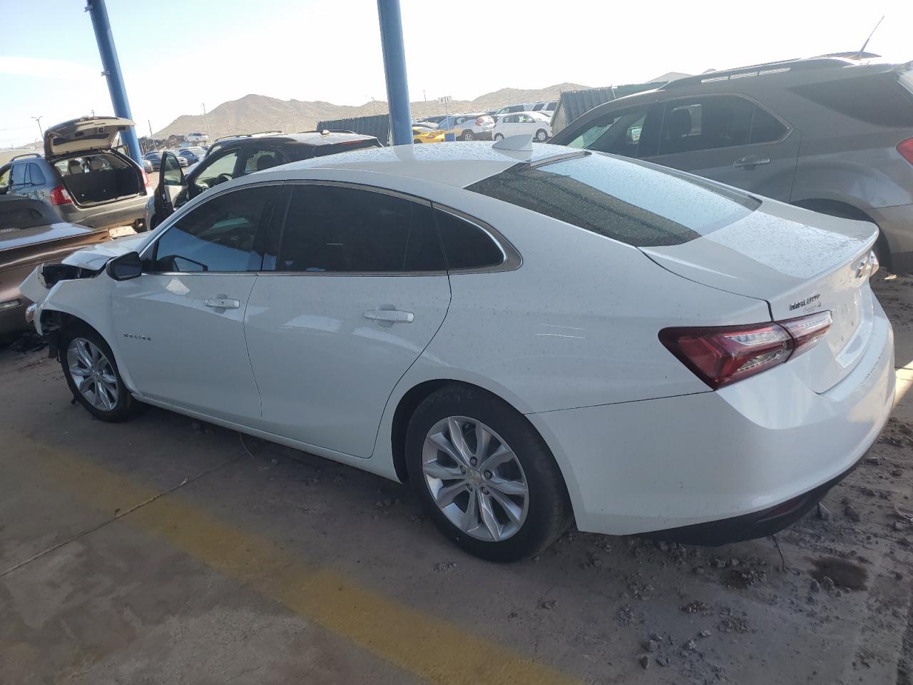 1G1ZD5ST2LF103348 2020 CHEVROLET MALIBU - Image 2