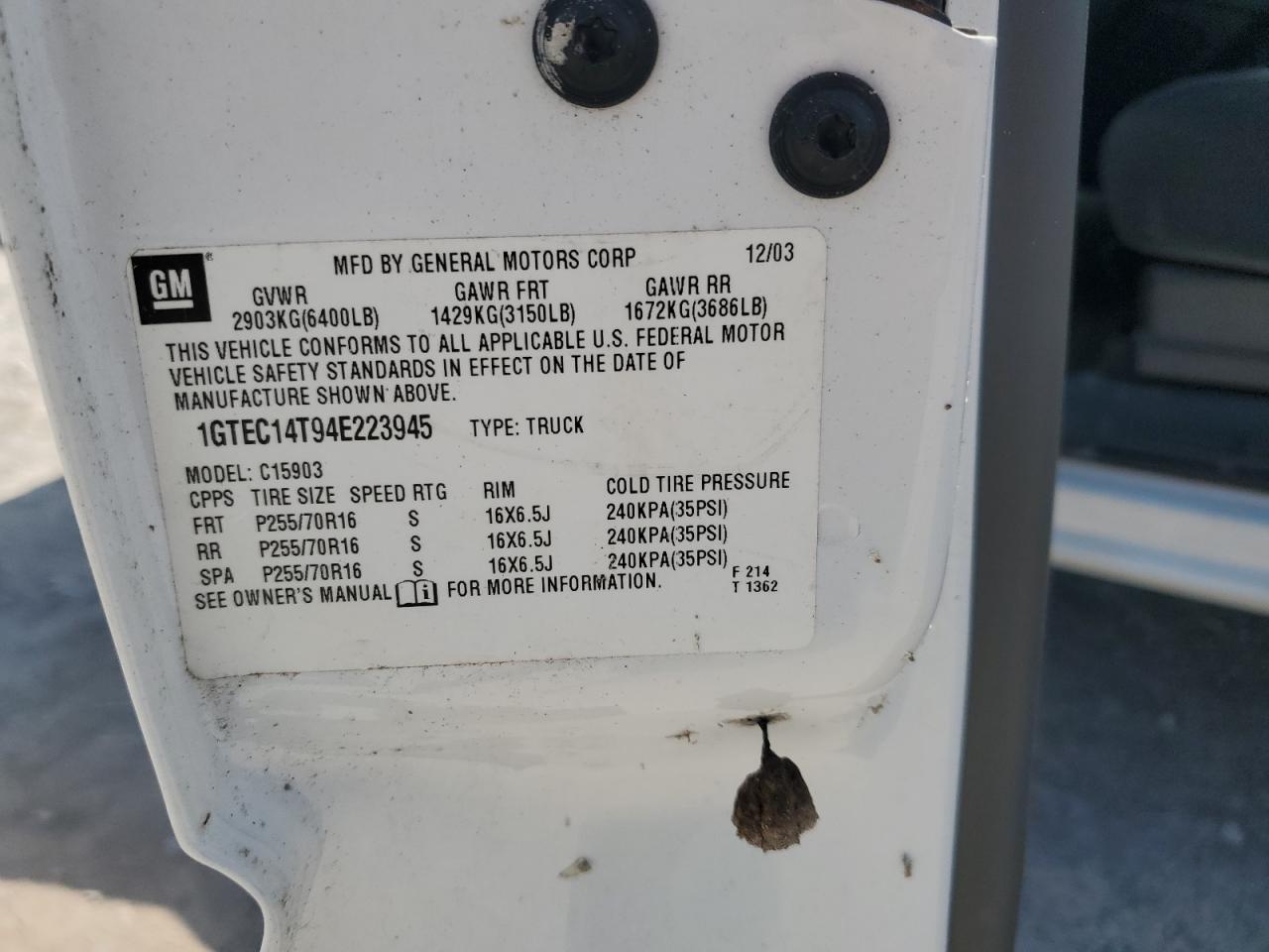 2004 GMC New Sierra C1500 VIN: 1GTEC14T94E223945 Lot: 64941364
