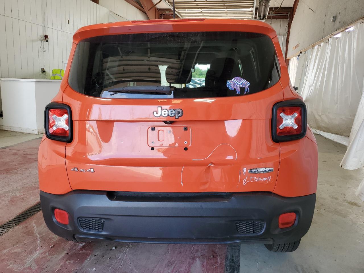 2015 Jeep Renegade Latitude VIN: ZACCJBBT9FPC28496 Lot: 66322314