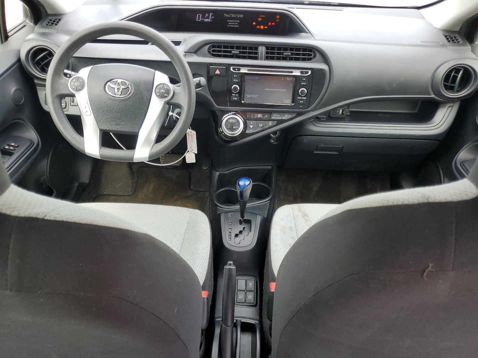 JTDKDTB38H1598267 2017 Toyota Prius C