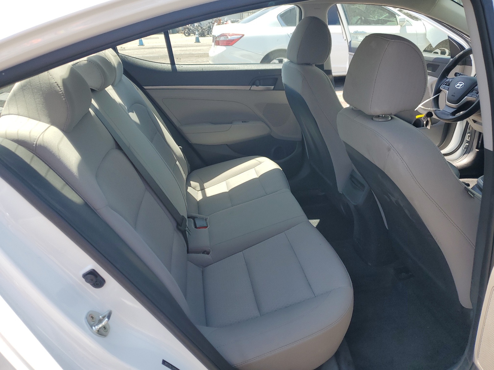 5NPD74LF7HH204734 2017 Hyundai Elantra Se