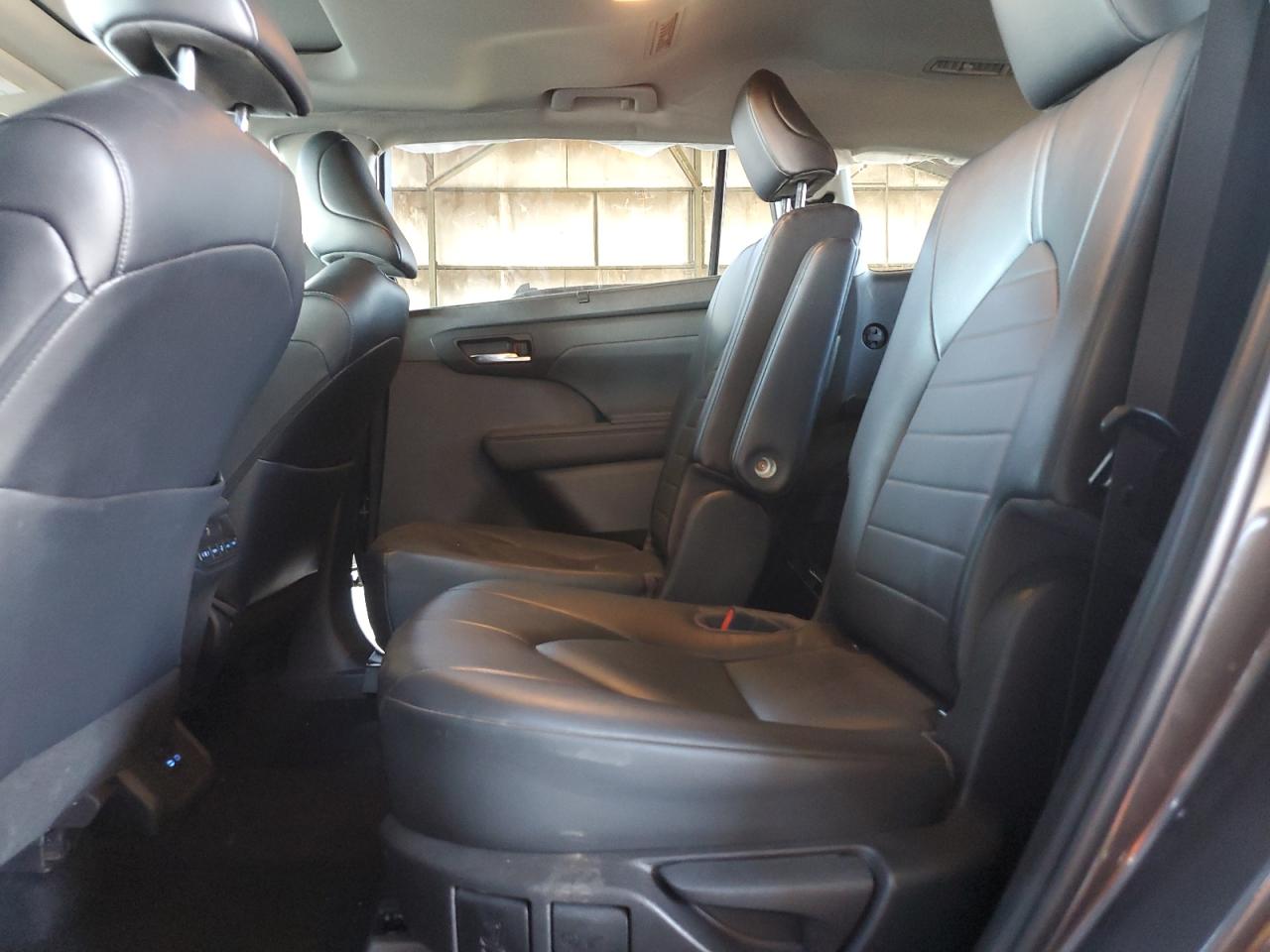 2022 Toyota Highlander Xle VIN: 5TDGZRAH5NS546973 Lot: 66806644