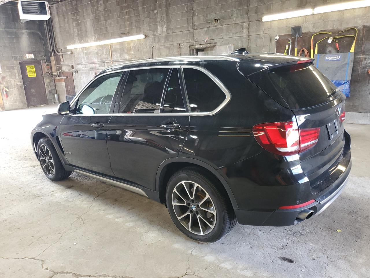 5UXKR0C57H0V67211 2017 BMW X5 - Image 2