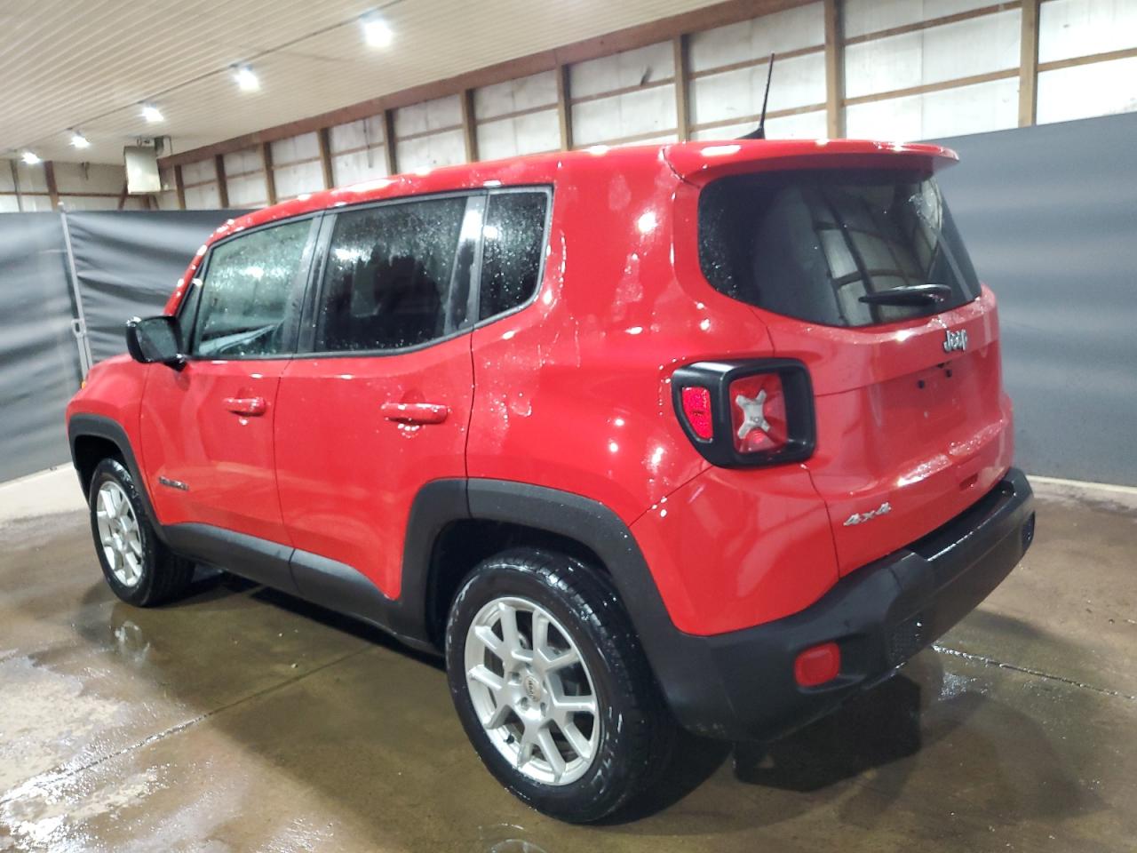 ZACNJDB11PPP70628 2023 JEEP RENEGADE - Image 2