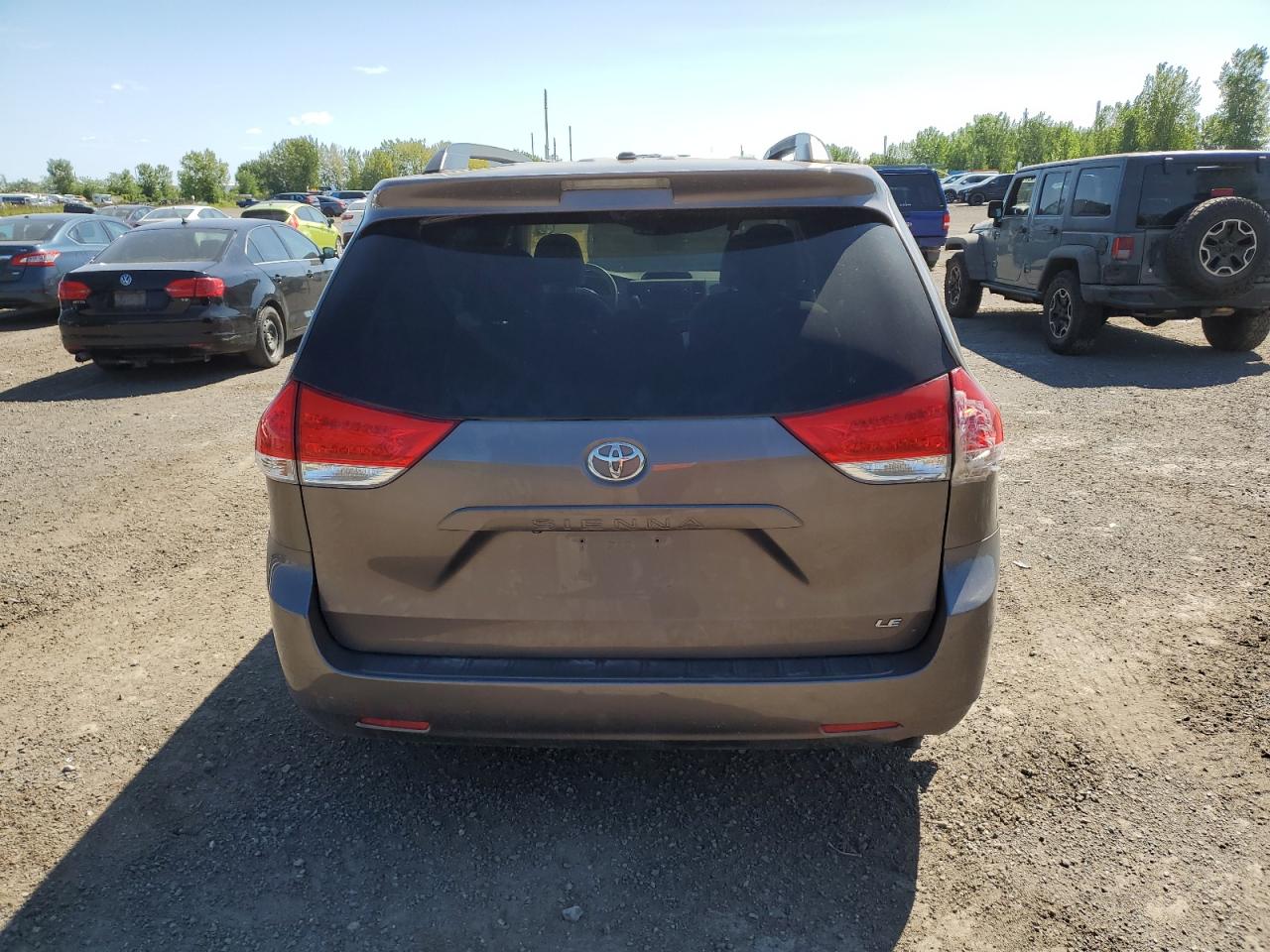 2013 Toyota Sienna Le VIN: 5TDKK3DC1DS292155 Lot: 68726614