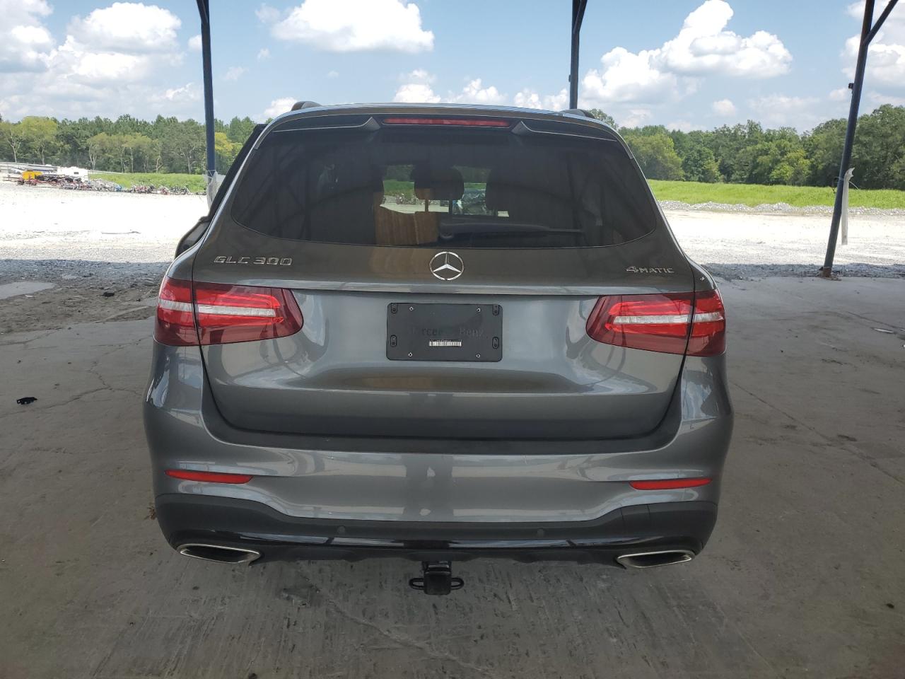 WDC0G4KB1KF668949 2019 Mercedes-Benz Glc 300 4Matic