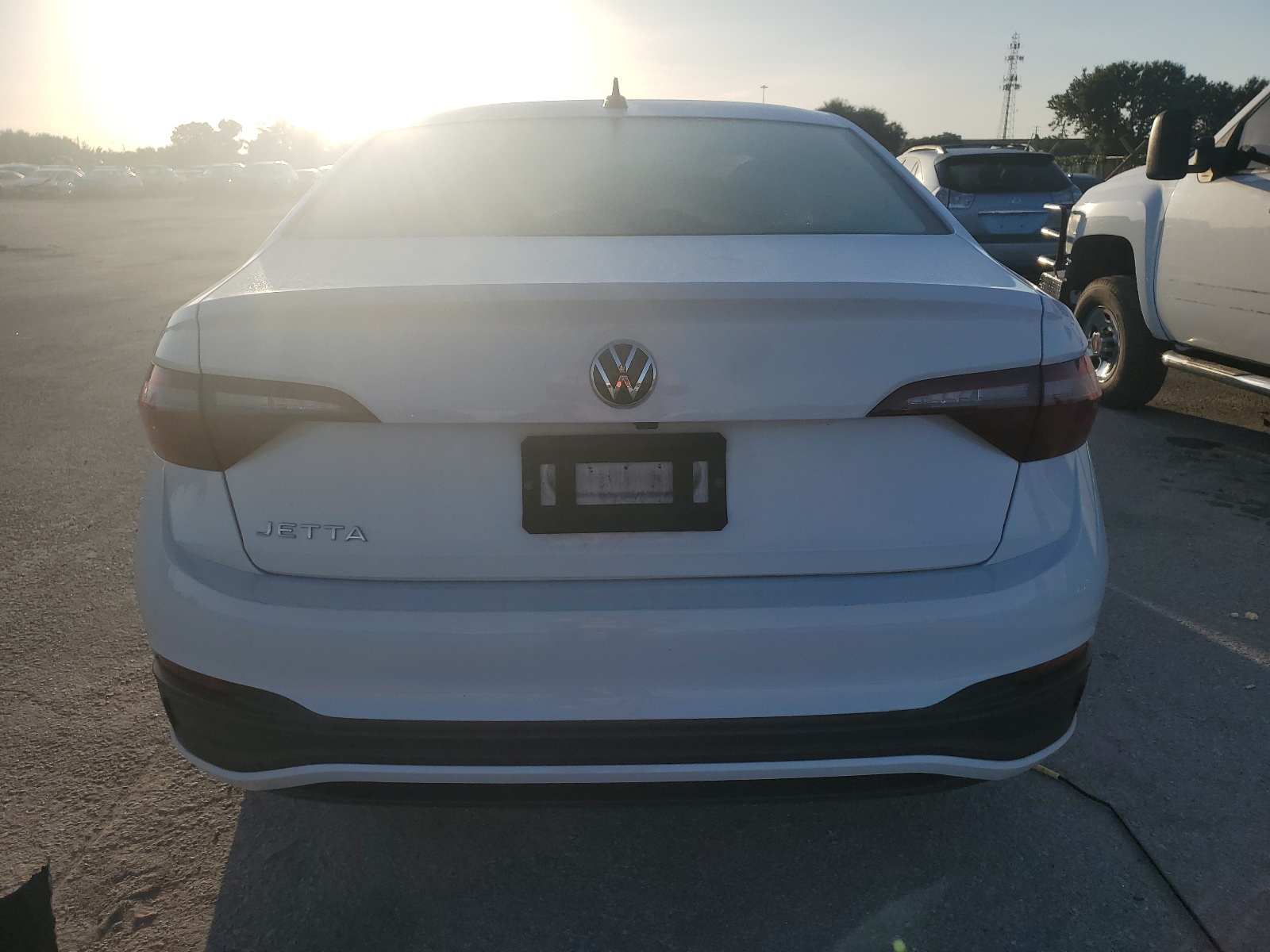 3VWBM7BU6NM018641 2022 Volkswagen Jetta Sport