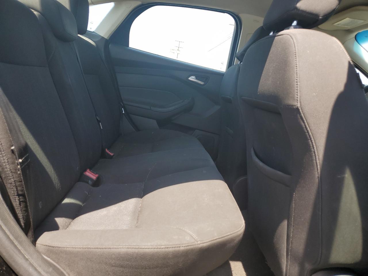 2015 Ford Focus - Image 10