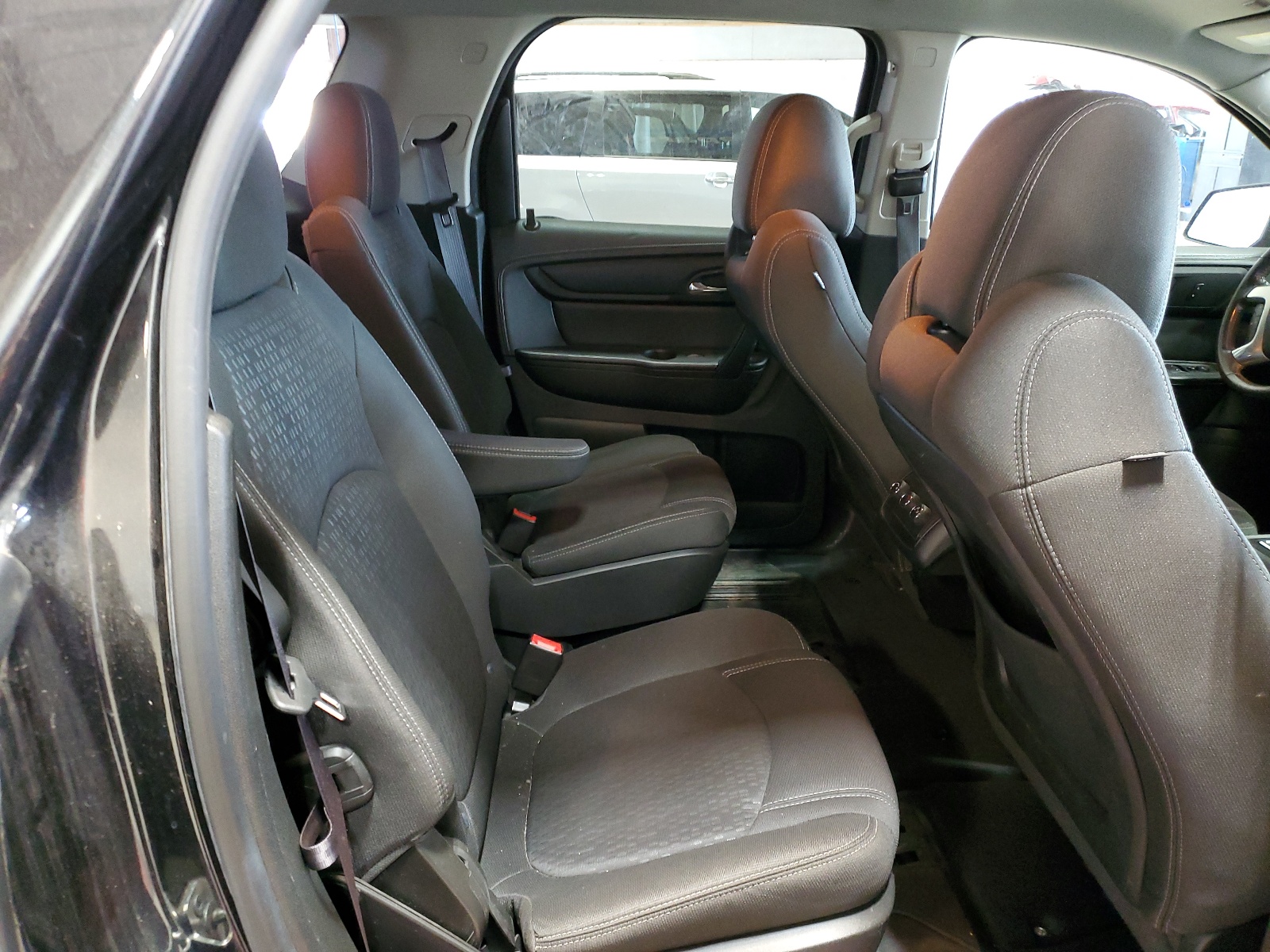 1GKKVPKDXFJ231028 2015 GMC Acadia Sle