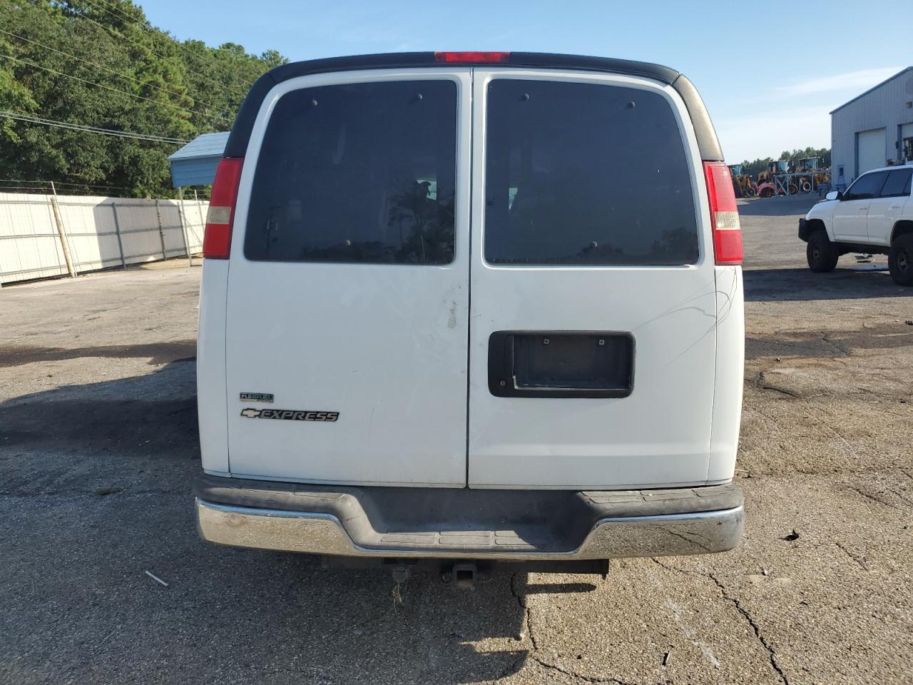 1GA2G1DG6A1148224 2010 Chevrolet Express G3500 Lt