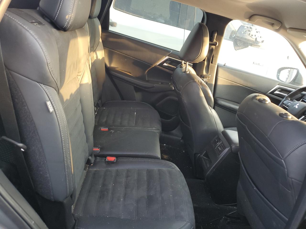 2022 Mitsubishi Outlander Se VIN: JA4J4UA82NZ021742 Lot: 64909054