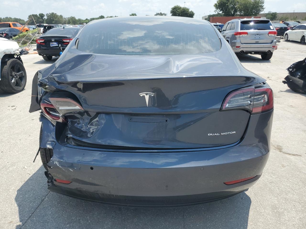 2019 Tesla Model 3 VIN: 5YJ3E1EB5KF195290 Lot: 66669864