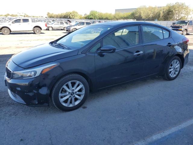 2017 Kia Forte Lx продається в Las Vegas, NV - Vandalism