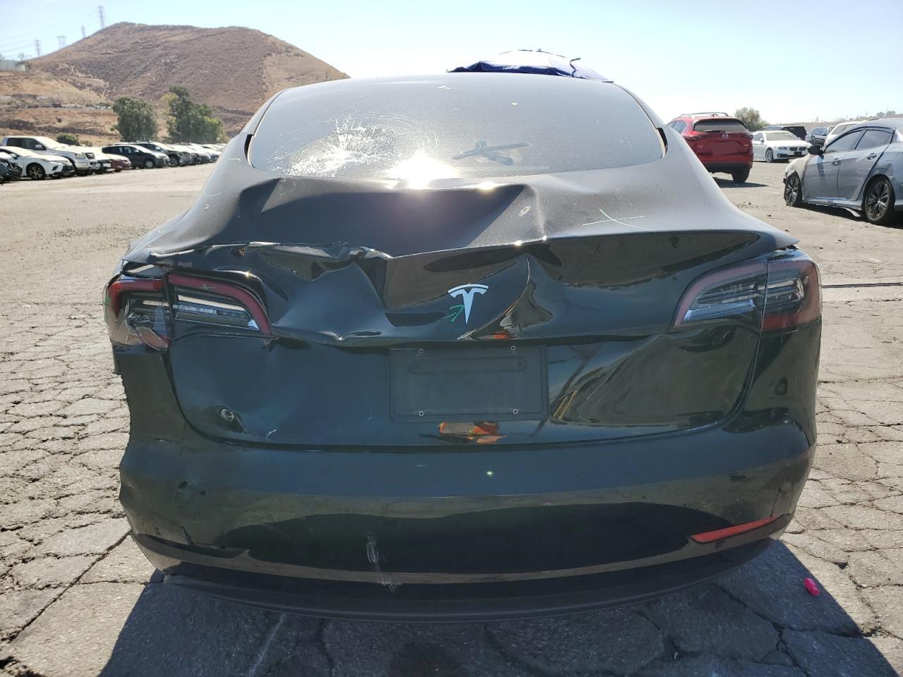 5YJ3E1EA9NF362021 2022 Tesla Model 3