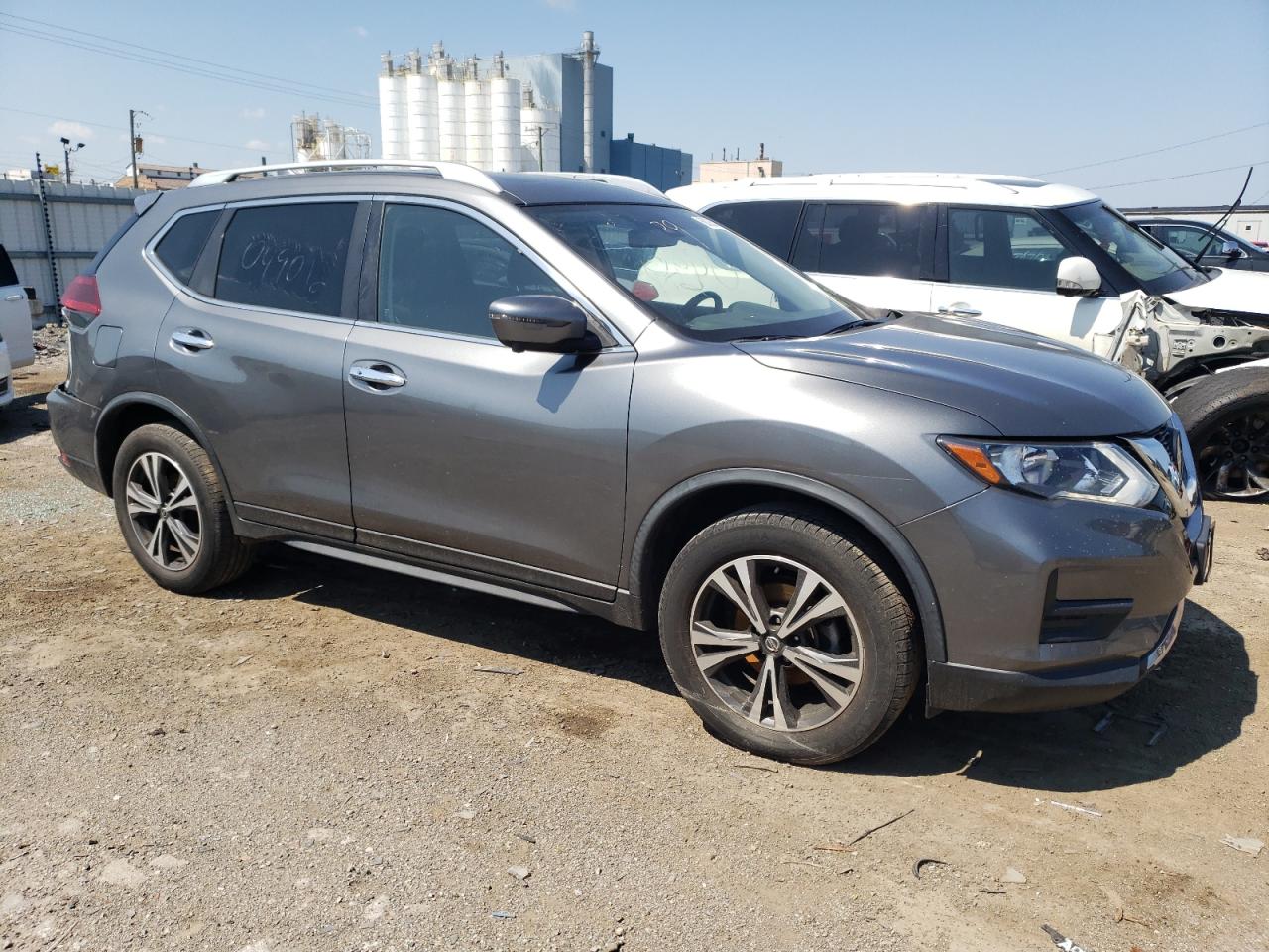 2019 Nissan Rogue - Image 4