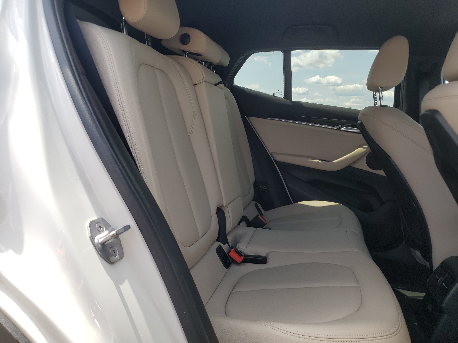 WBXYJ5C36JEF76026 2018 BMW X2 xDrive28I