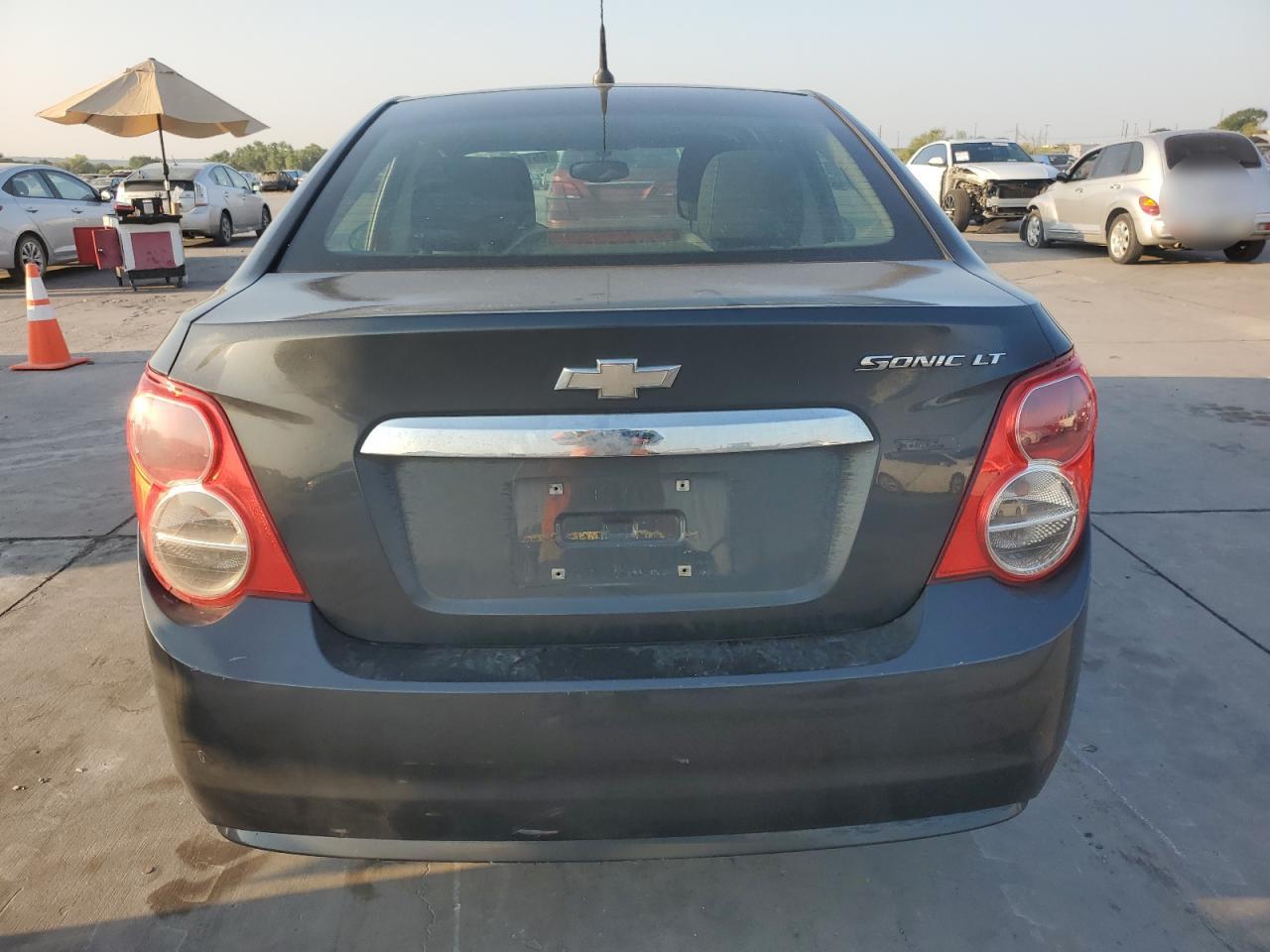 VIN 1G1JC5SB6E4153157 2014 CHEVROLET SONIC no.6