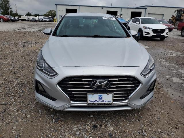  HYUNDAI SONATA 2019 Серебристый