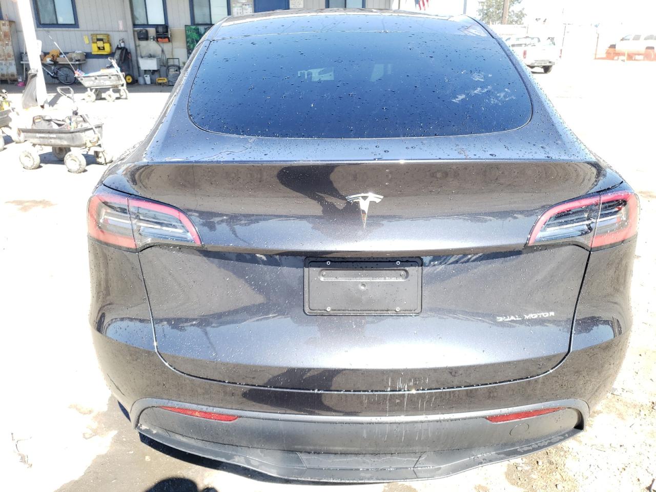 7SAYGAEE3RF061417 2024 Tesla Model Y