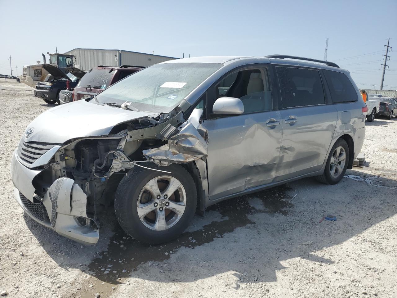 2011 Toyota Sienna Le VIN: 5TDKK3DC7BS001669 Lot: 65615834