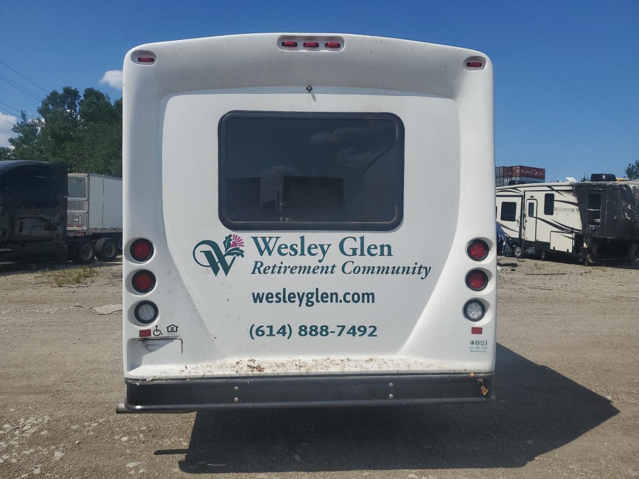 2019 Ford Econoline E350 Super Duty Cutaway Van VIN: 1FDEE3F69KDC12228 Lot: 69900044