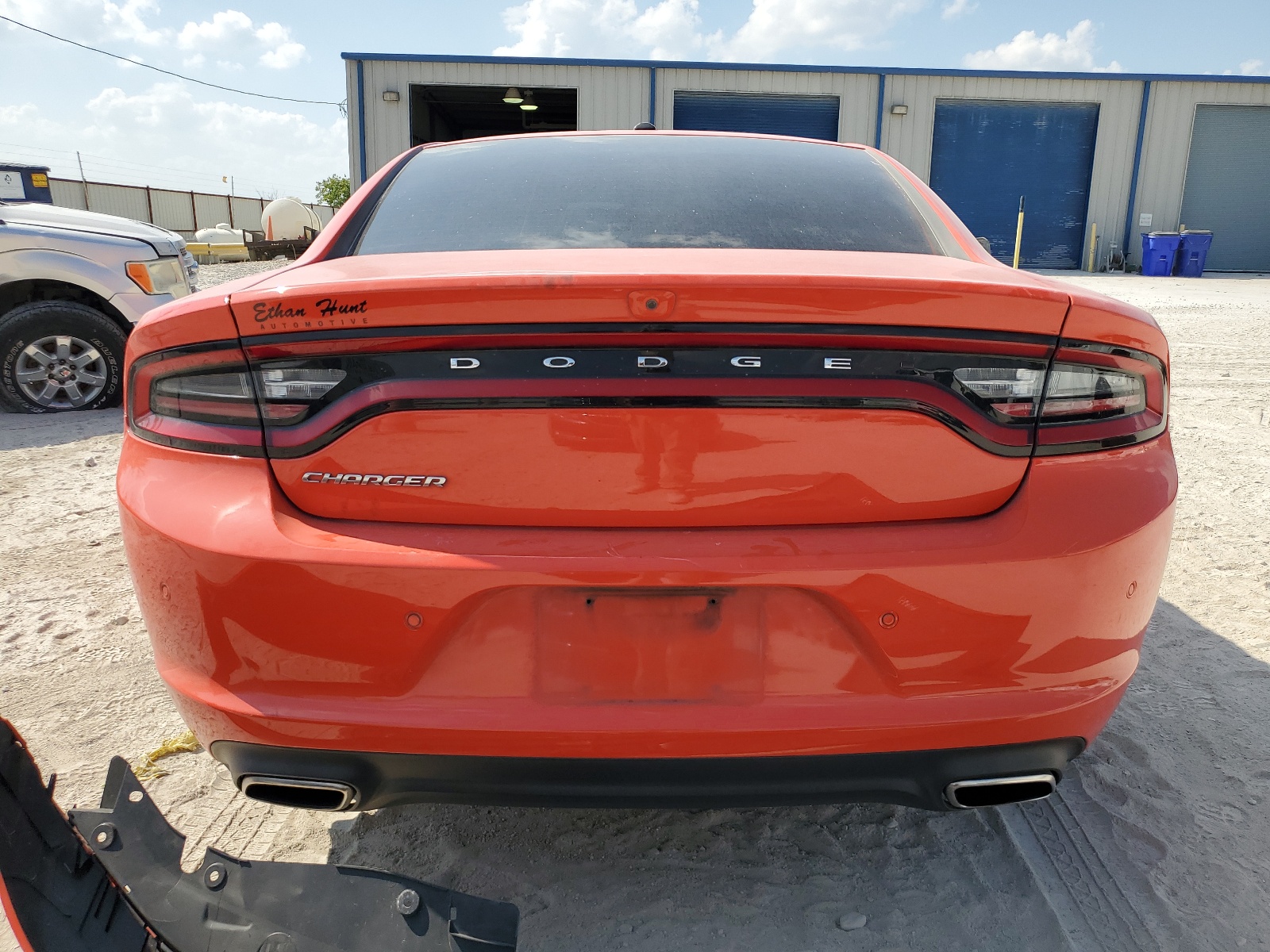 2C3CDXBG1KH725503 2019 Dodge Charger Sxt