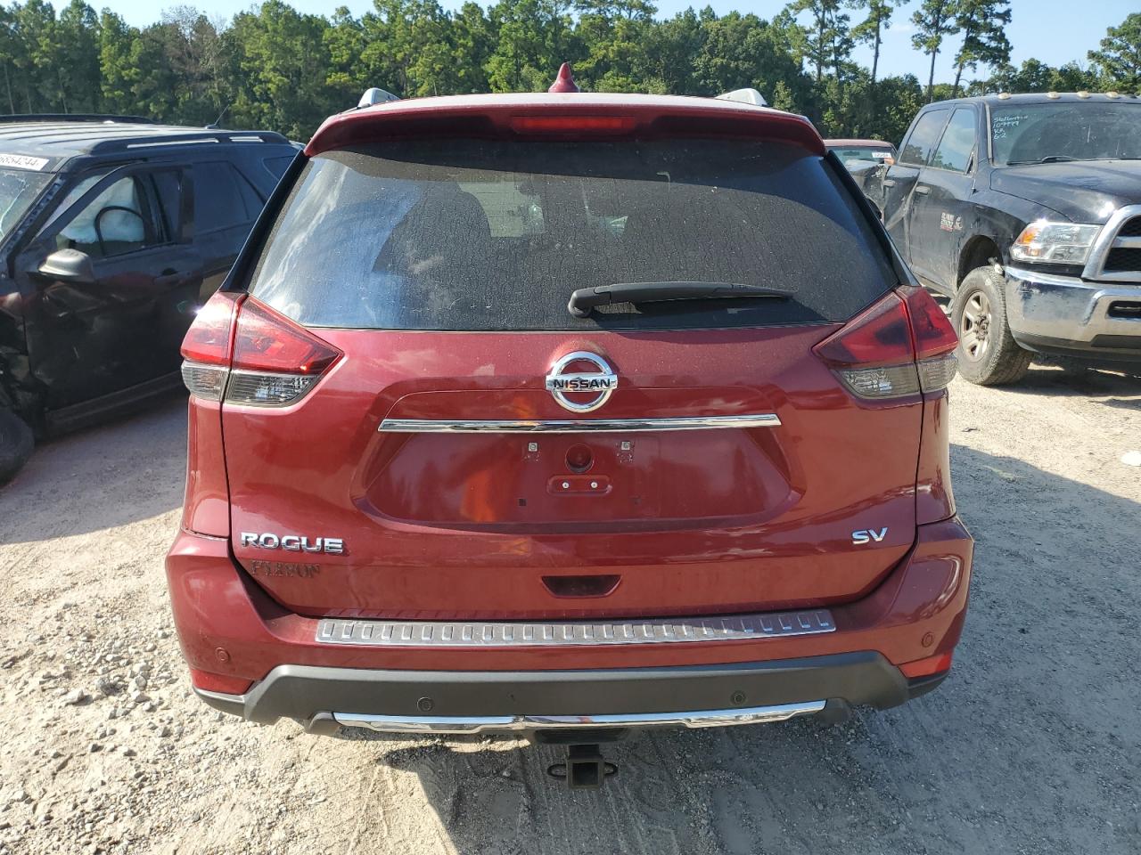 2019 Nissan Rogue S VIN: 5N1AT2MT2KC726239 Lot: 66905944