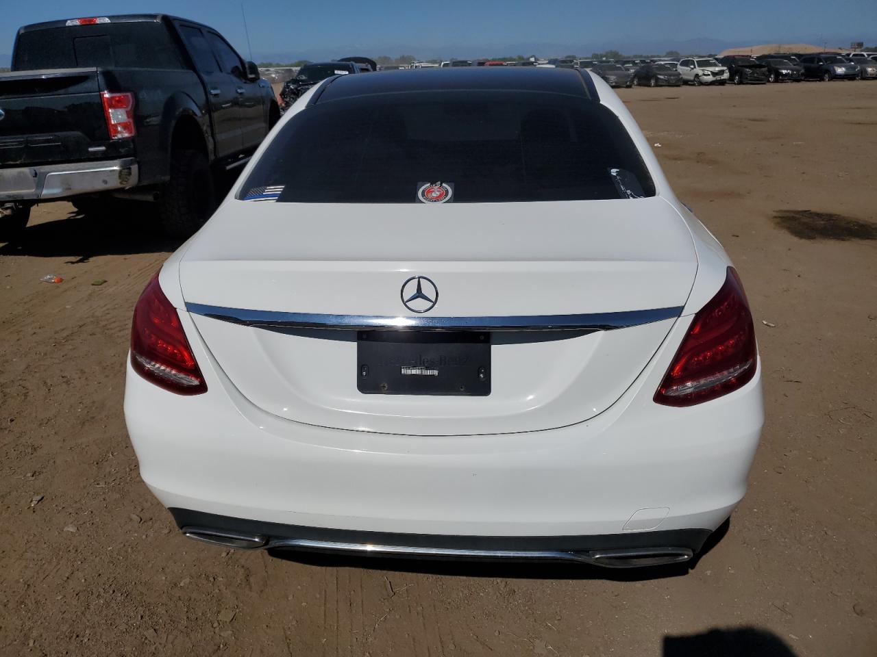 2015 Mercedes-Benz C 300 4Matic VIN: 55SWF4KBXFU049133 Lot: 68669754