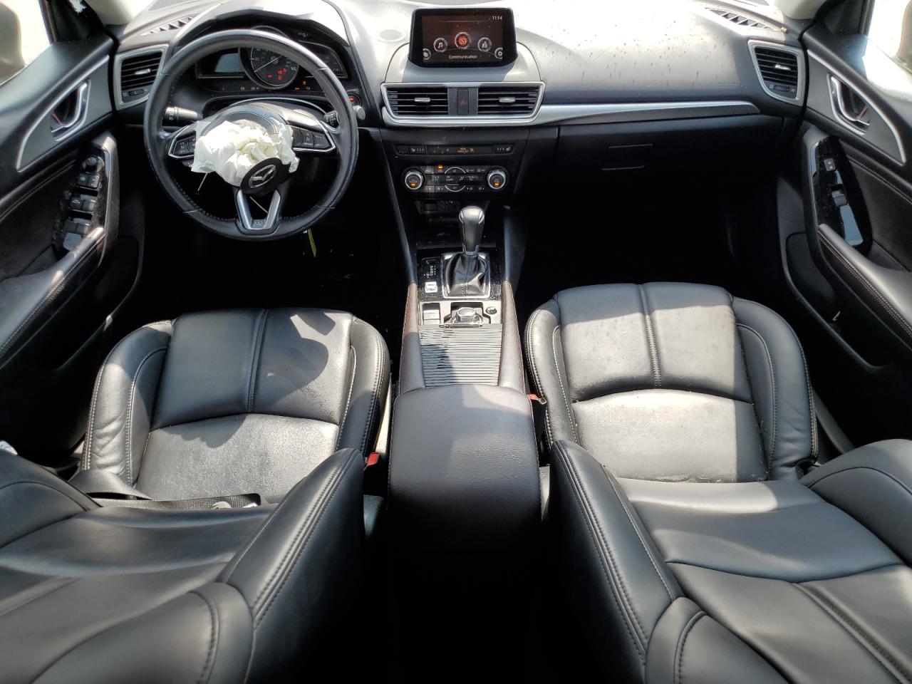 2018 Mazda 3 Touring VIN: 3MZBN1V39JM251288 Lot: 66250744