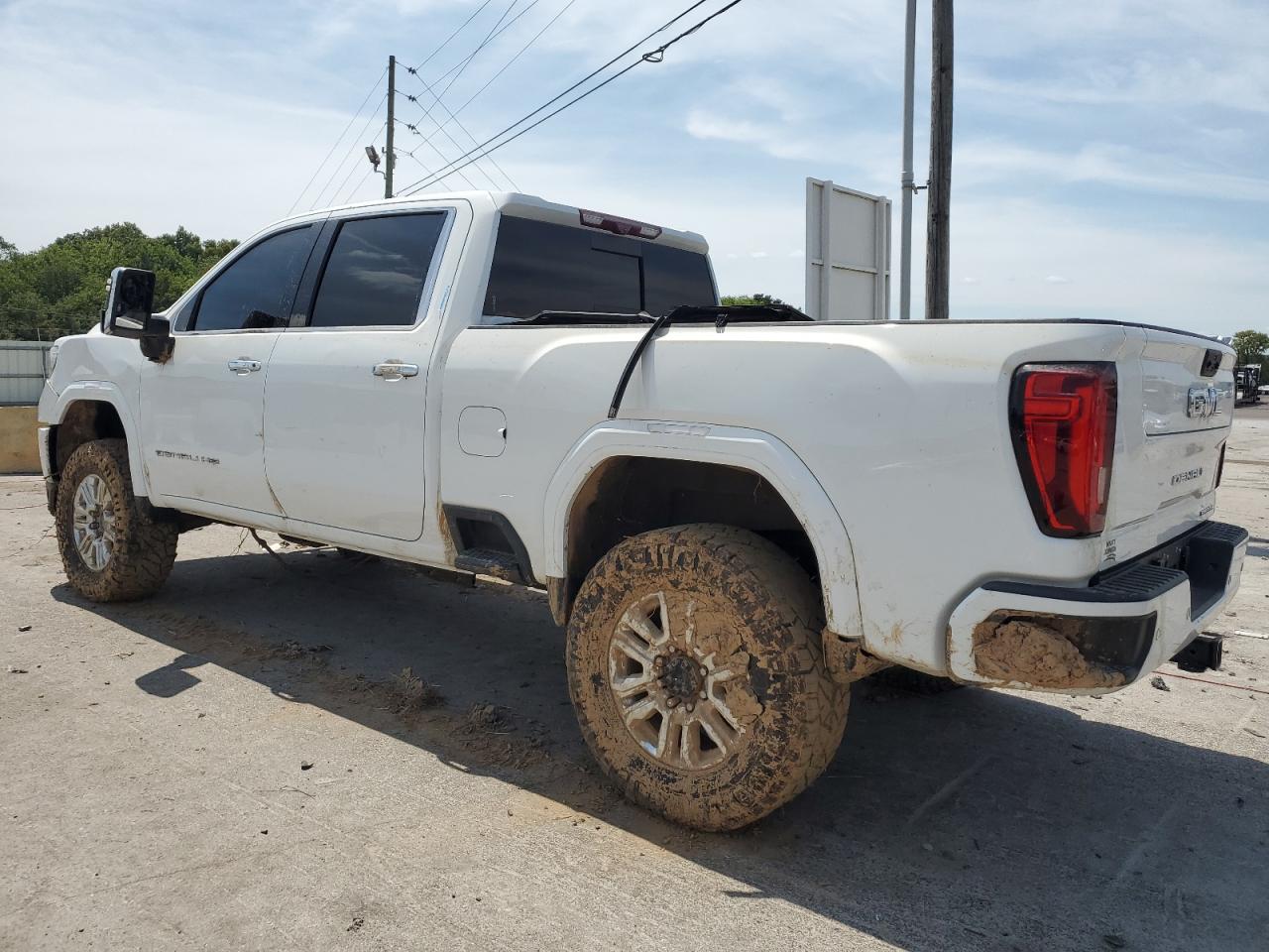 2020 GMC Sierra - Image 2