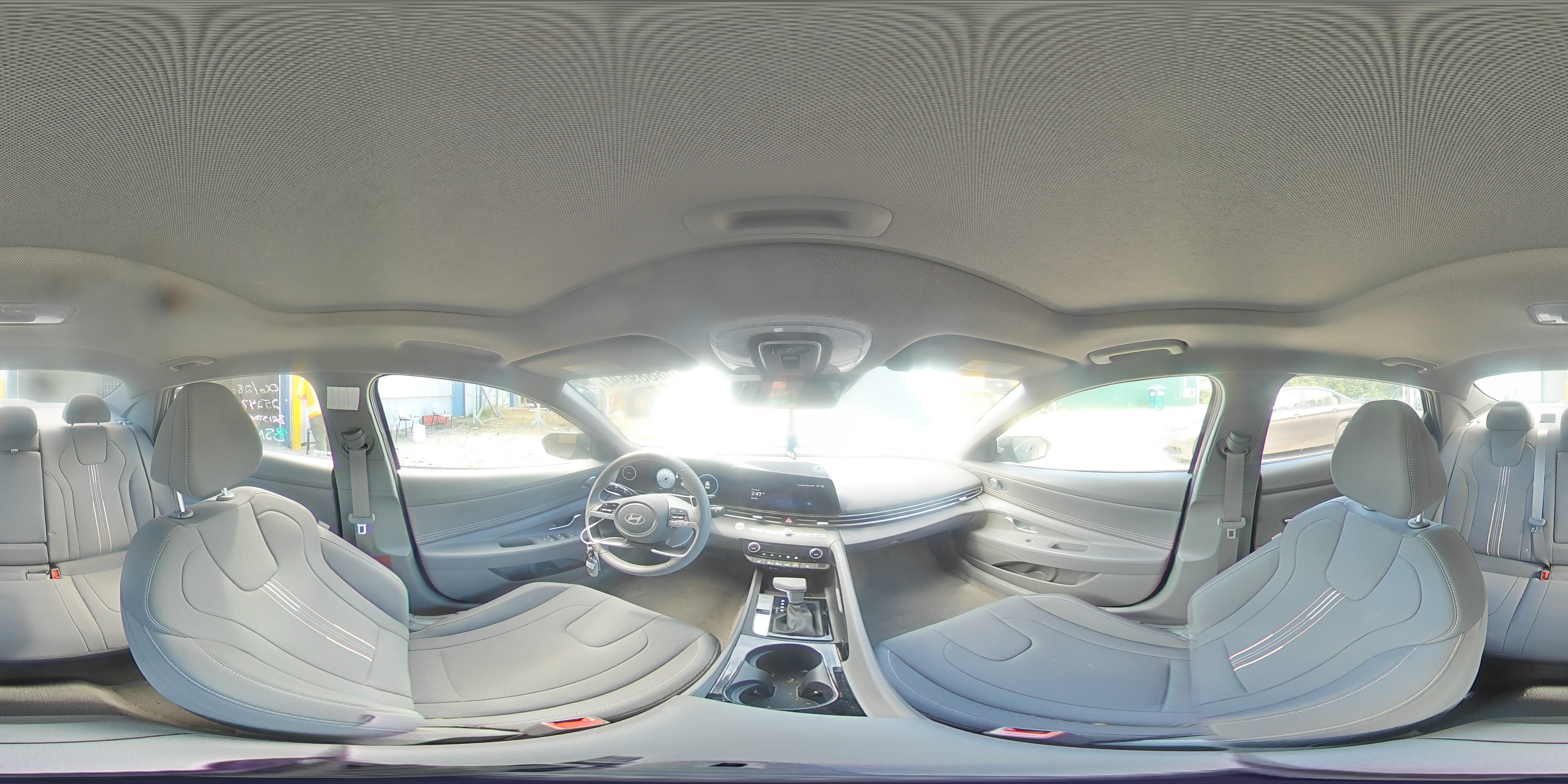 2024 Hyundai Elantra - Image 13