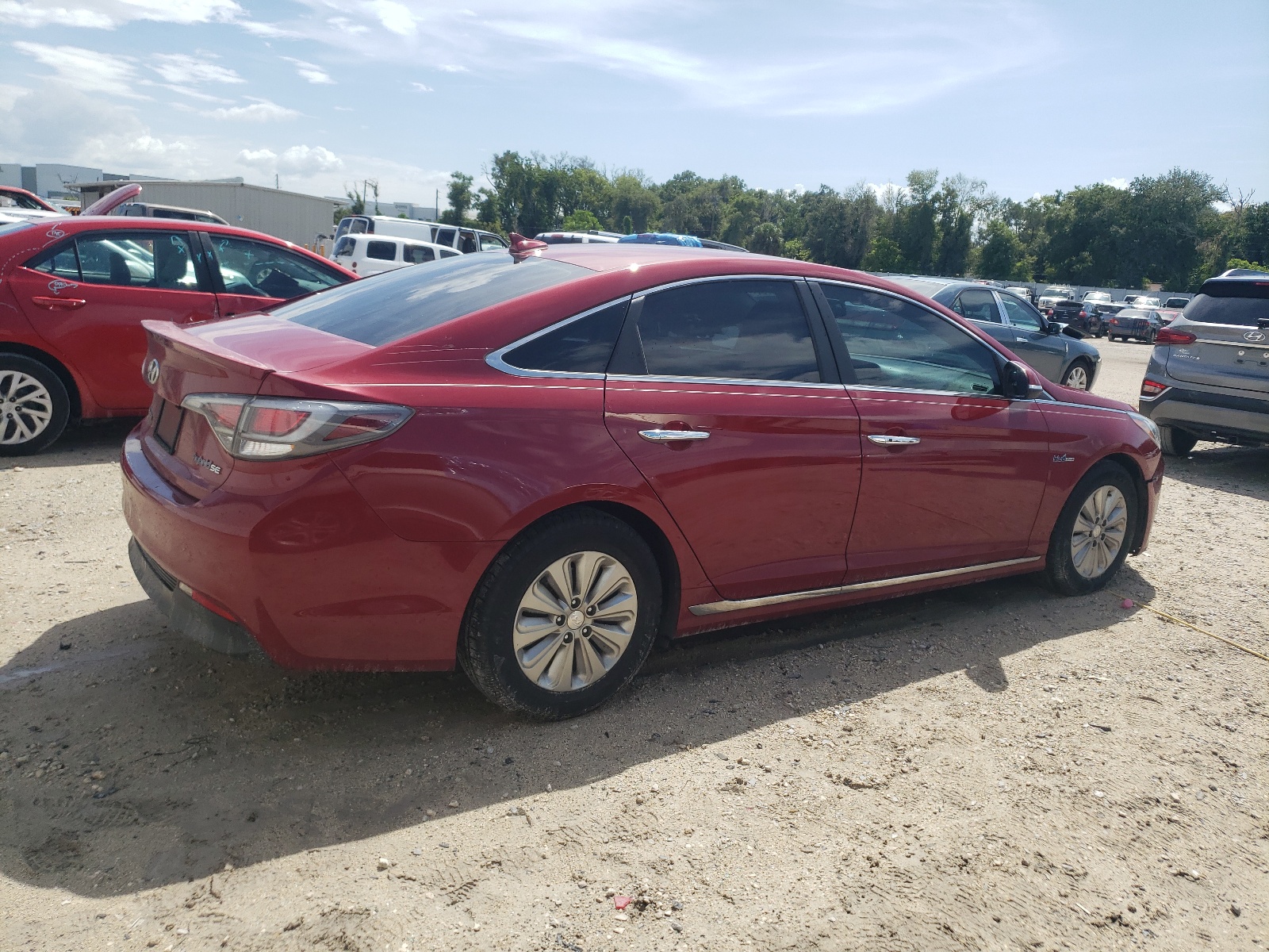 2016 Hyundai Sonata Hybrid vin: KMHE24L17GA028230