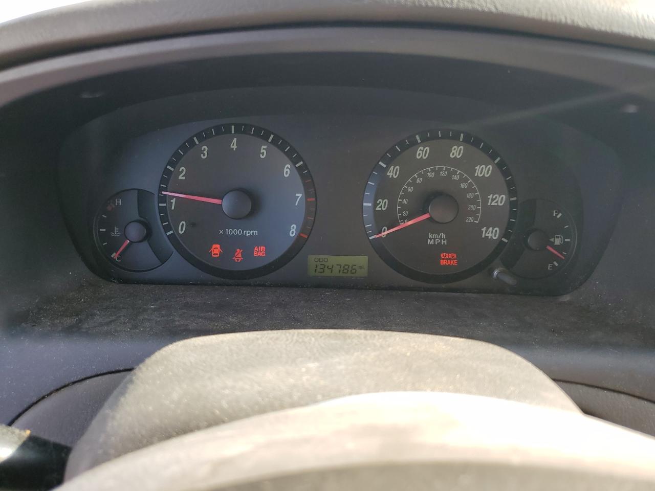 2004 Hyundai Elantra Gls VIN: KMHDN46D84U769747 Lot: 65783774