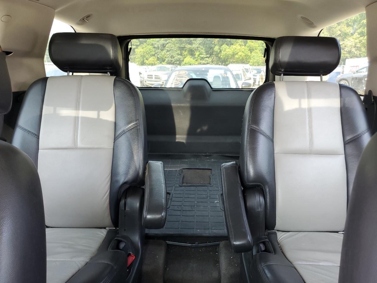 2008 Chevrolet Tahoe K1500 VIN: 1GNFK13088R266659 Lot: 68812194