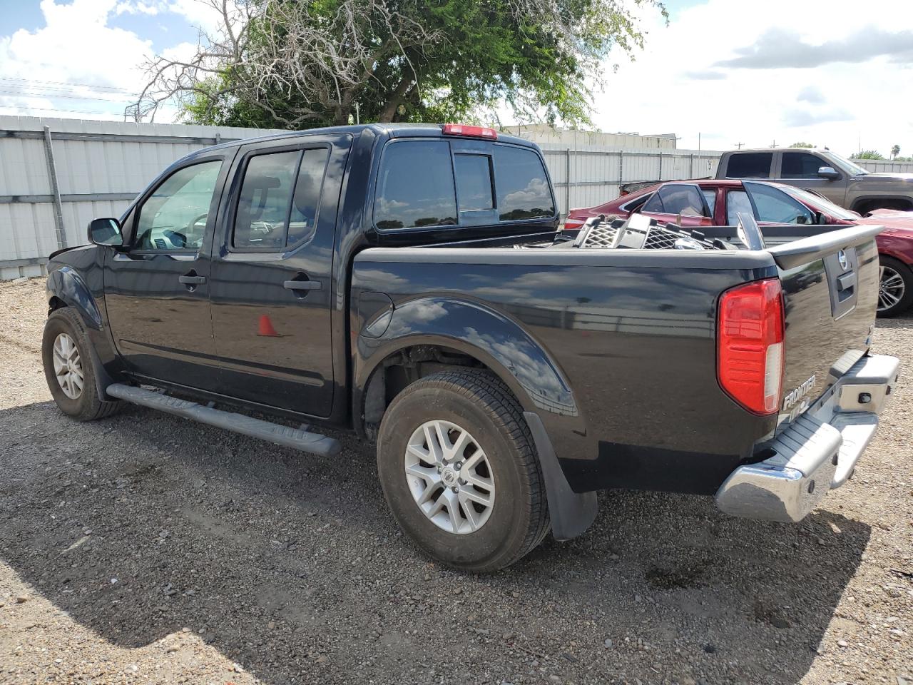 VIN 1N6DD0ER6HN770597 2017 NISSAN FRONTIER no.2