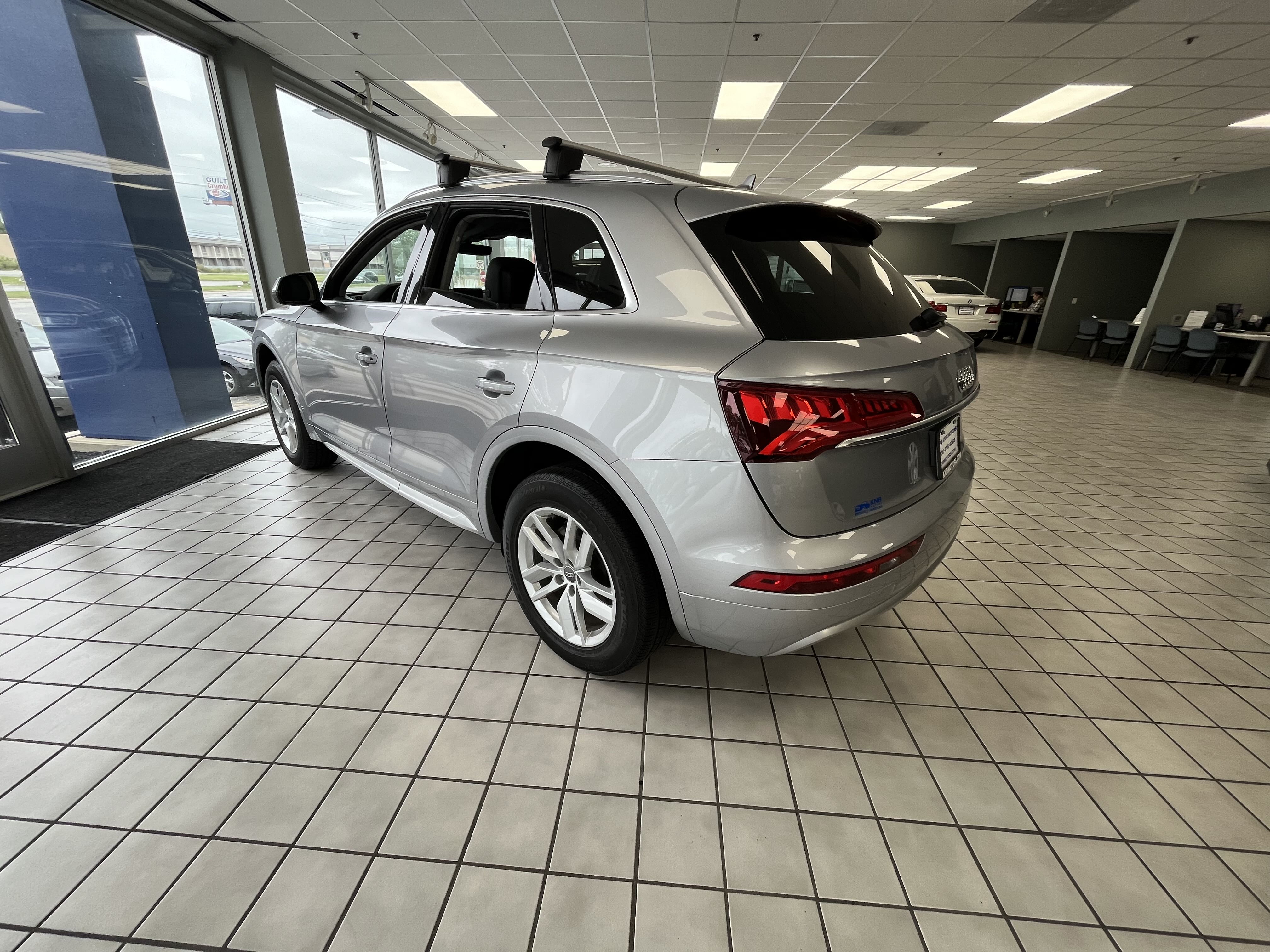 2019 Audi Q5 Premium vin: WA1ANAFY3K2129036