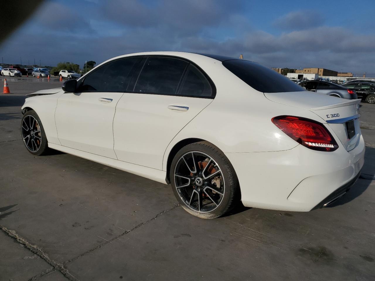 WDDWF8DB6KR460755 2019 MERCEDES-BENZ C CLASS - Image 2