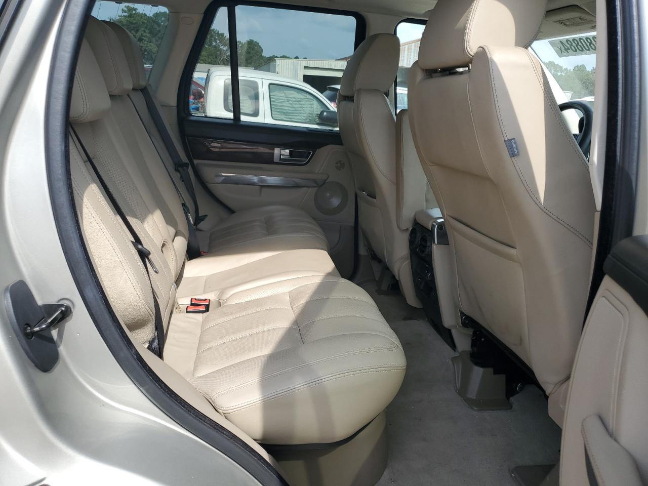 2010 Land Rover Range Rover Sport Lux VIN: SALSK2D4XAA228992 Lot: 65380884