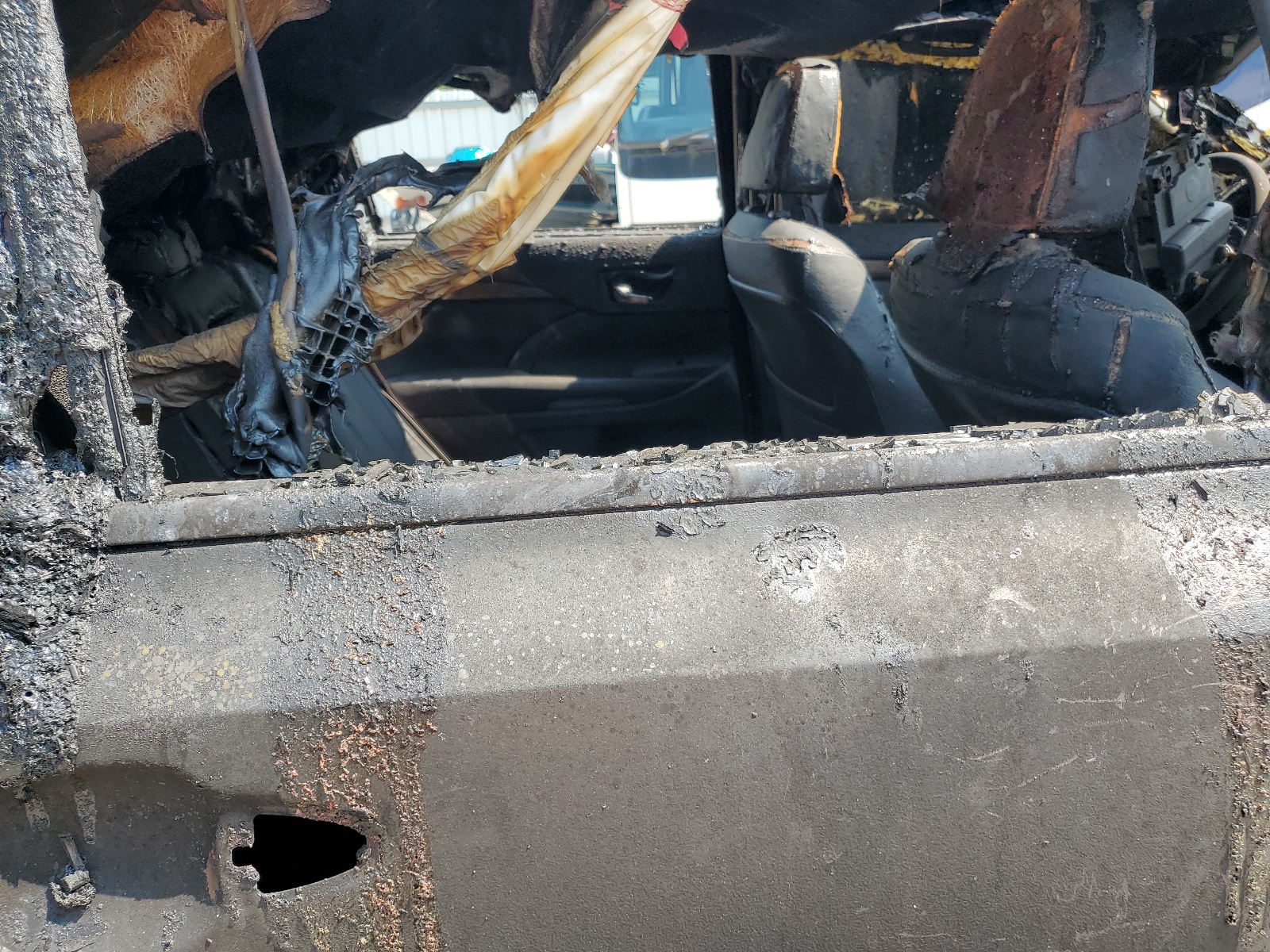 5TDJZRFH0KS730180 2019 Toyota Highlander Se