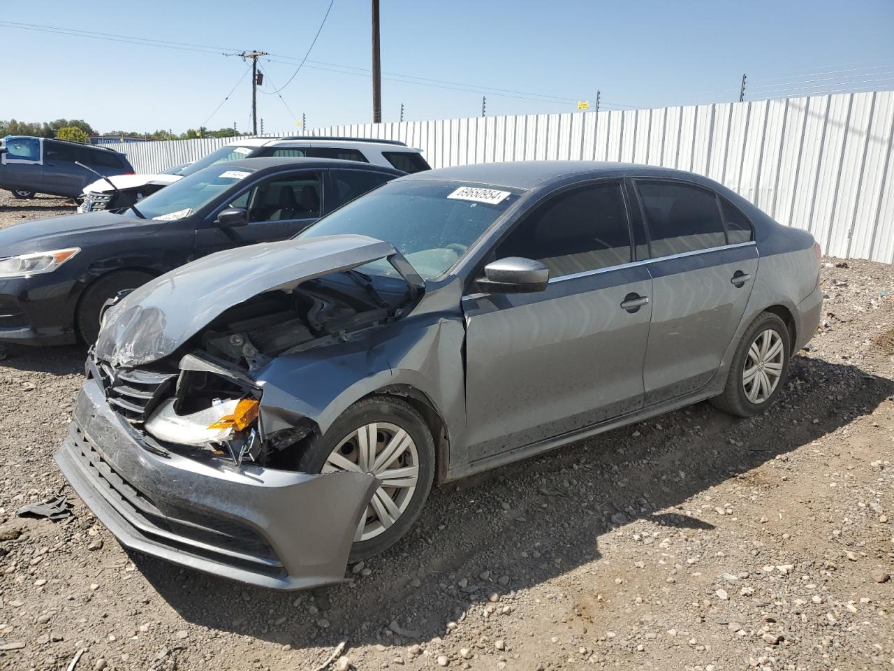 3VW2B7AJ8HM233553 2017 VOLKSWAGEN JETTA - Image 1