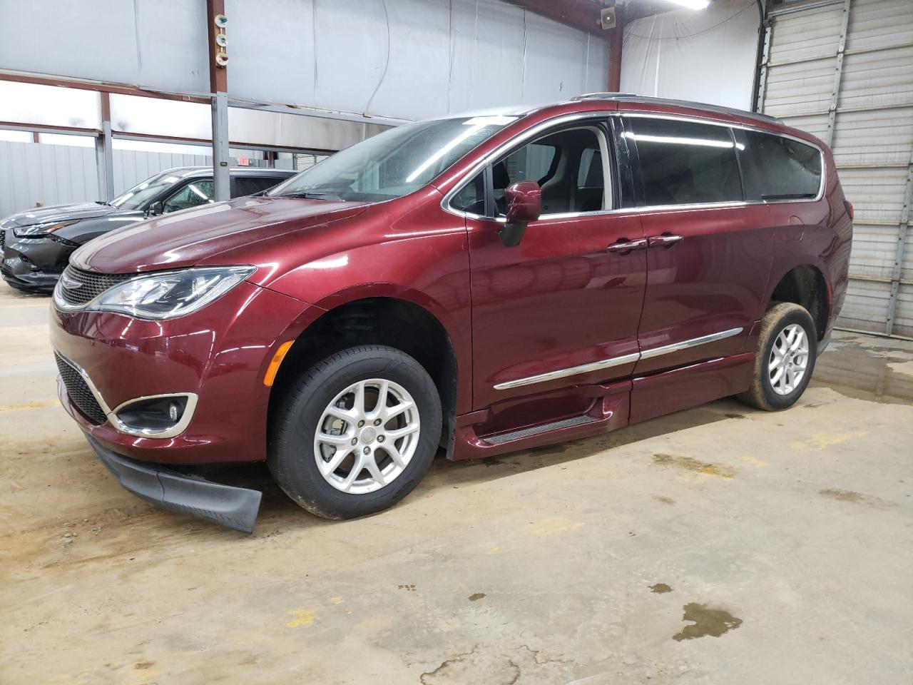2020 Chrysler Pacifica - Image 1