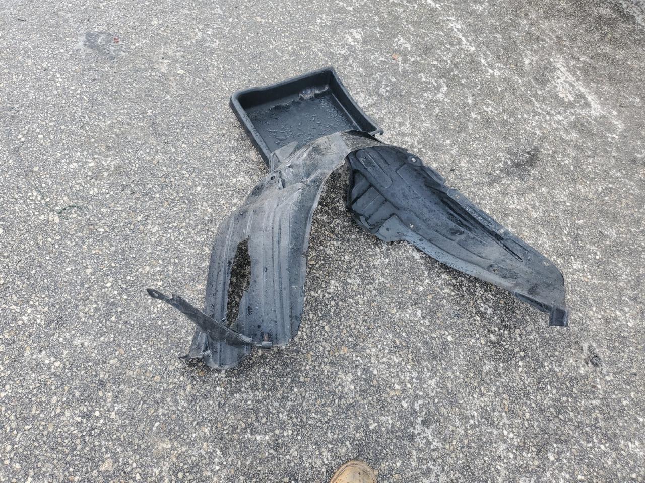 2001 Toyota Echo VIN: JTDAT123910196045 Lot: 67421534