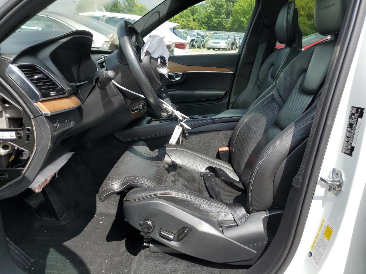 2017 Volvo Xc90 T6 VIN: YV4A22PL6H1112007 Lot: 67160954