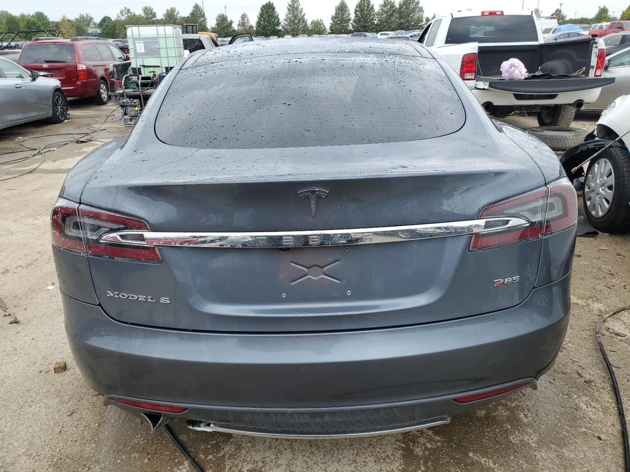 2013 Tesla Model S VIN: 5YJSA1DP0DFP15726 Lot: 68219484