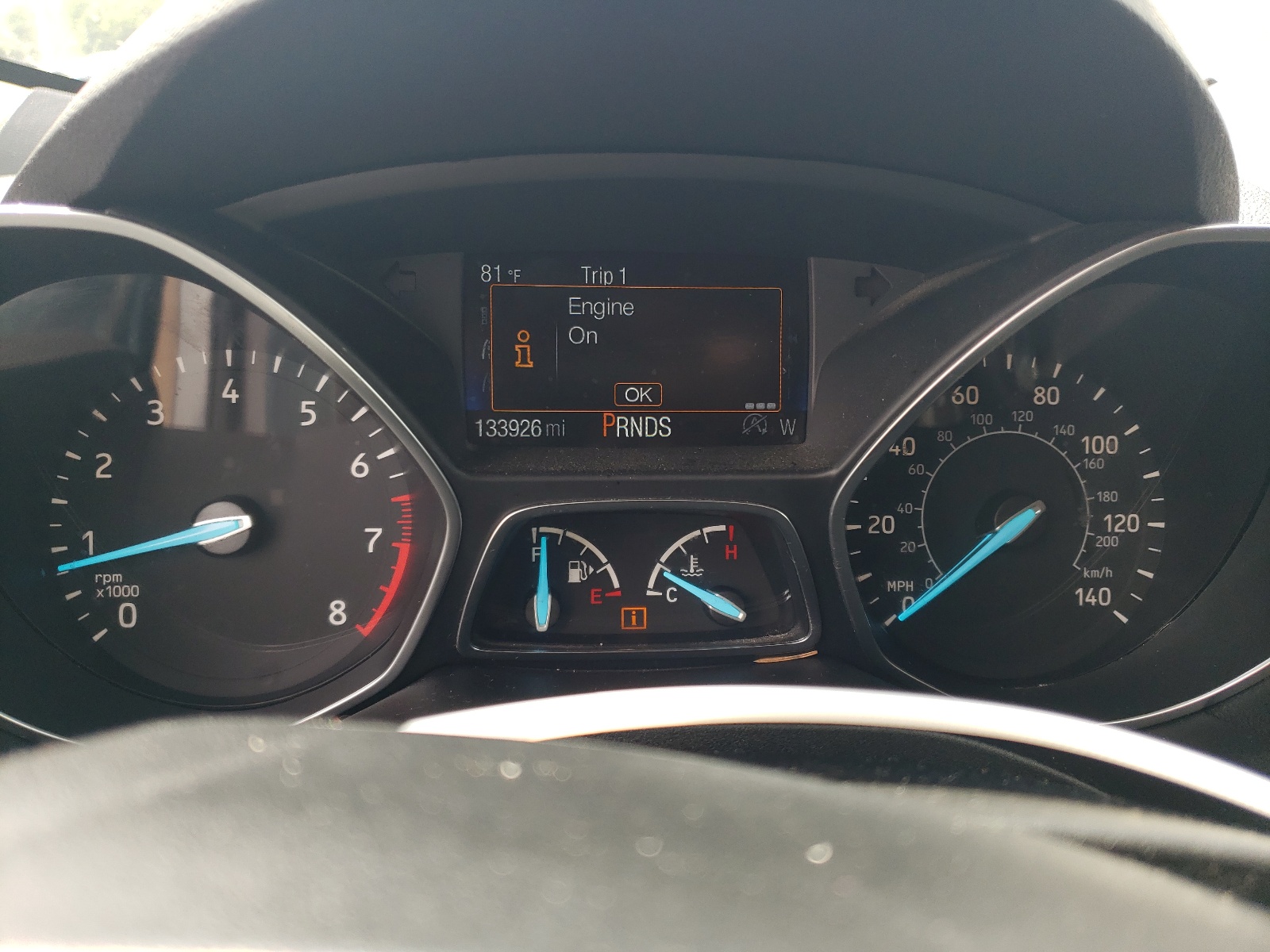 1FMCU0JD4HUE34098 2017 Ford Escape Titanium